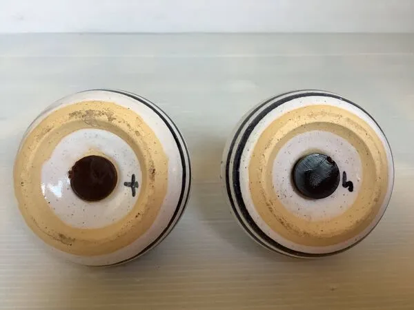 Illustration numéro 5 du produit Sel et poivre céramique décorée à la main