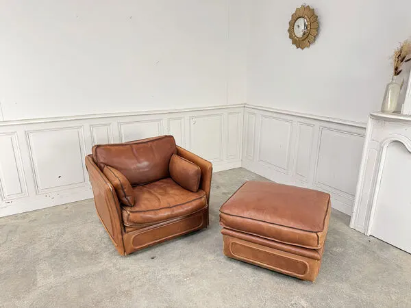 Illustration numéro 5 du produit Fauteuil club et son ottoman 1980