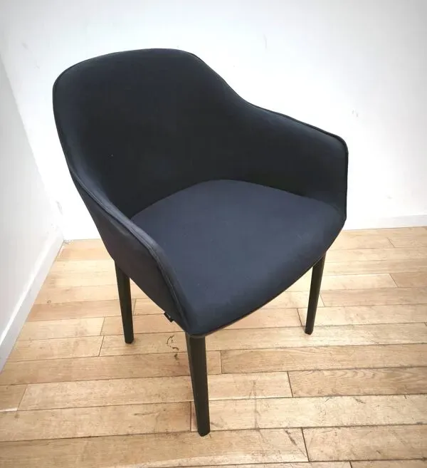 Illustration numéro 5 du produit Fauteuil Softshell, Vitra