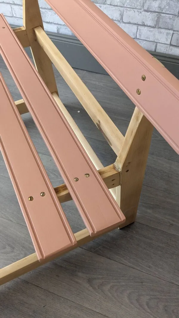 Illustration numéro 5 du produit Bureau d'écolier