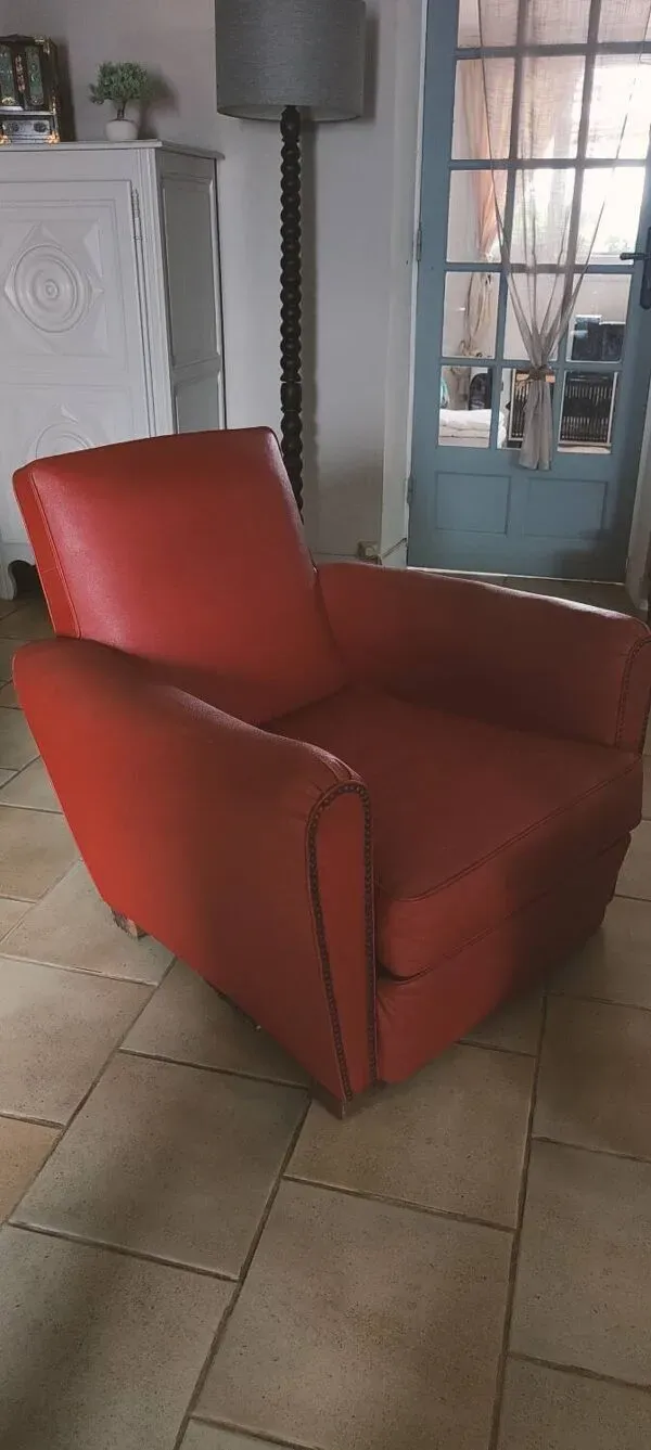 Illustration numéro 5 du produit Fauteuil club