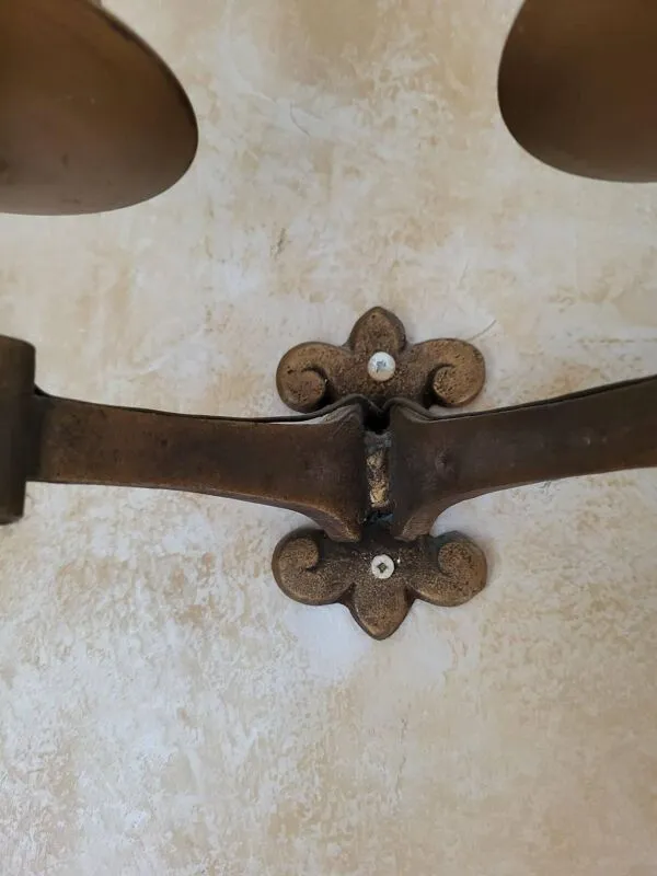 Illustration numéro 5 du produit Rare ensemble de 7 appliques en Bronze Massif Martelé - Style Raymond Subes