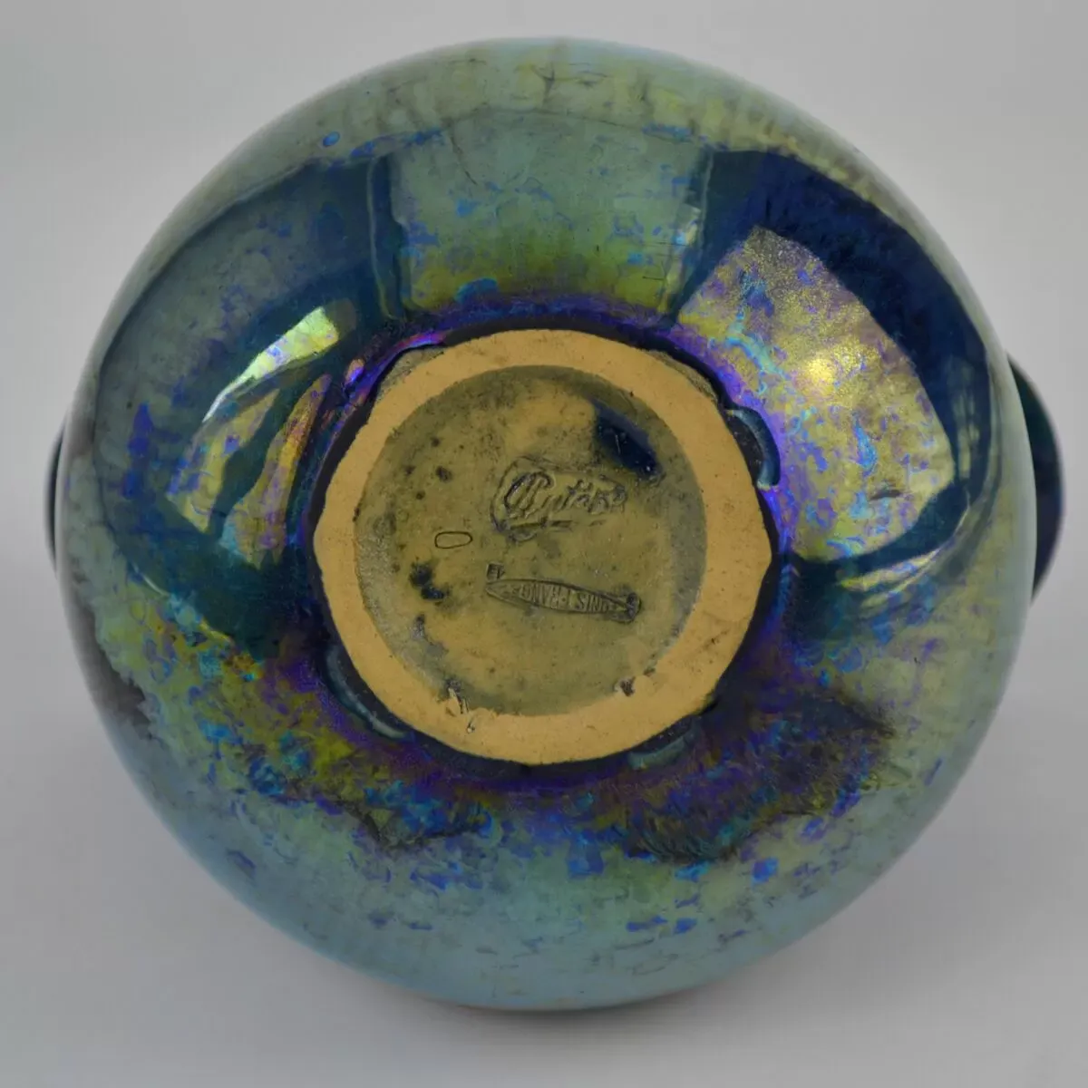 Illustration numéro 5 du produit Vase en grès flammés à reflets métalliques de la S.A.P.C. de Rambervillers