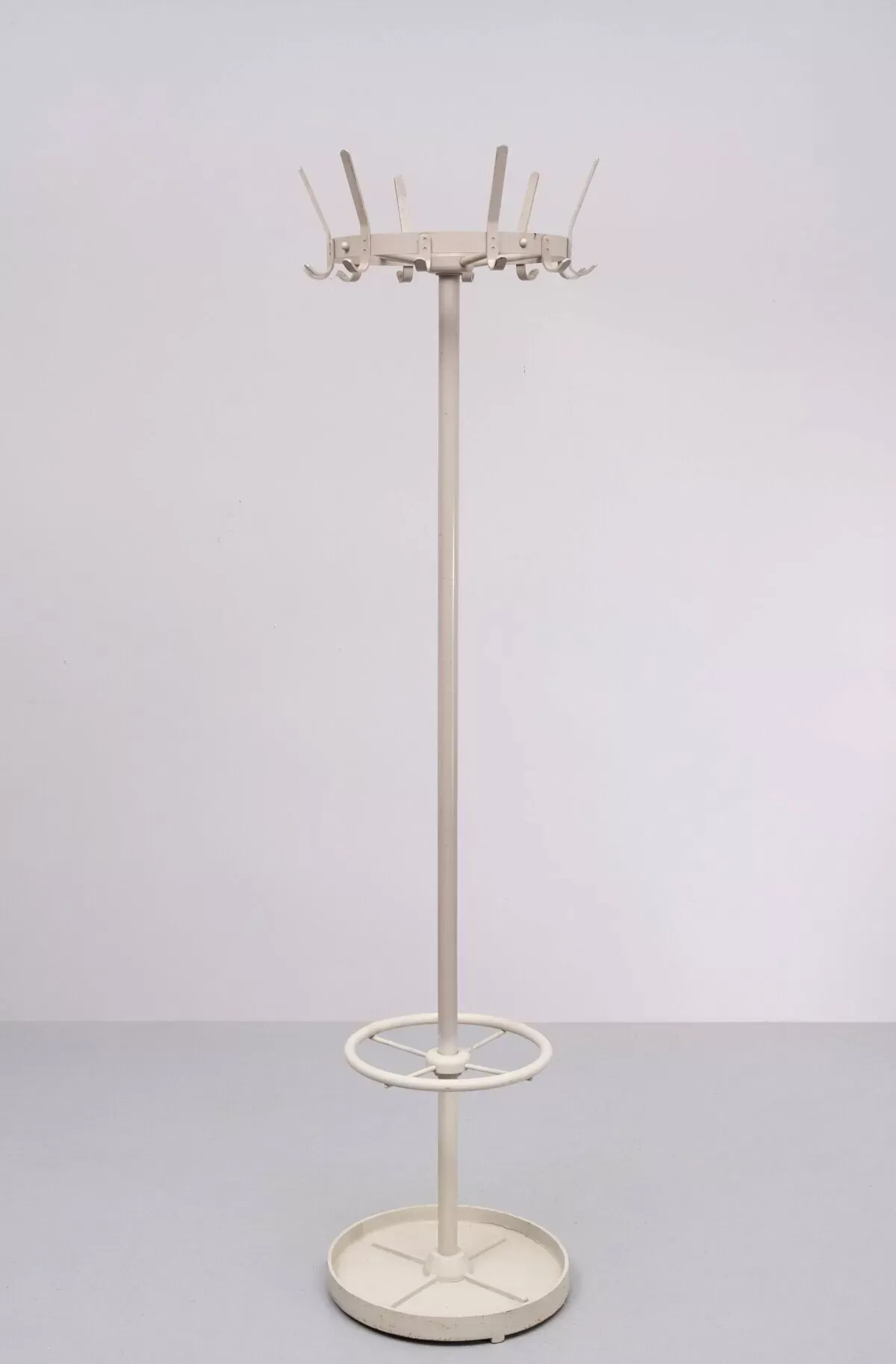 Illustration numéro 5 du produit Portemanteau Industriel par Friso Kramer pour Ahrend de Cirkel, 1960s