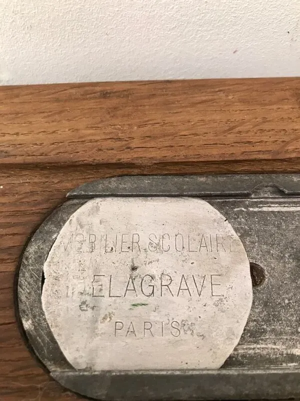 Illustration numéro 5 du produit Bureau écolier avec son encrier signé