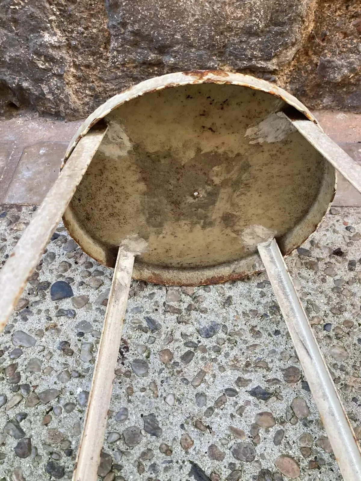 Illustration numéro 5 du produit Tabouret industriel métallique