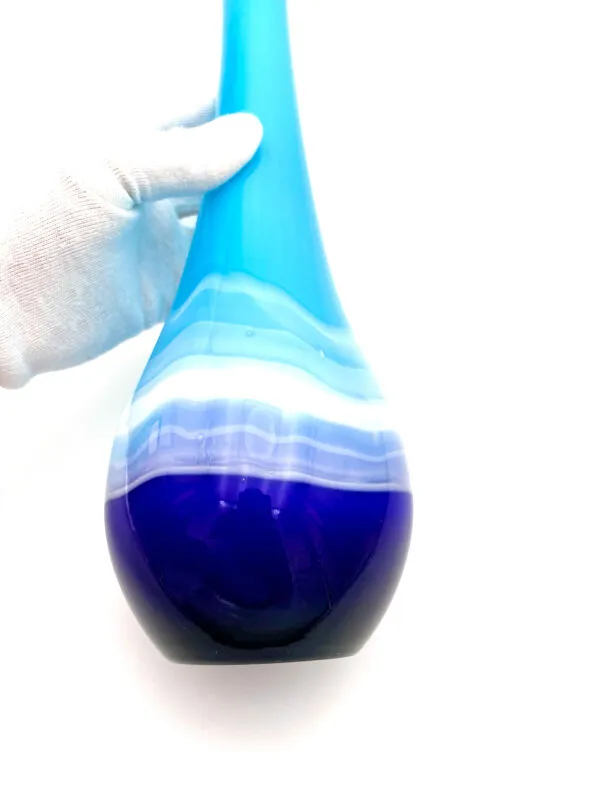 Illustration numéro 5 du produit Vase Sculptural ''Goccia'' 43cm - Verre de Murano Soufflé - Bleu & Latti