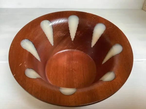 Illustration numéro 5 du produit Vide poche Nopjes houtdraaiwerk en bois fait à la main