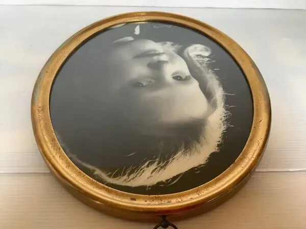 Illustration numéro 5 du produit Photographie vintage signée