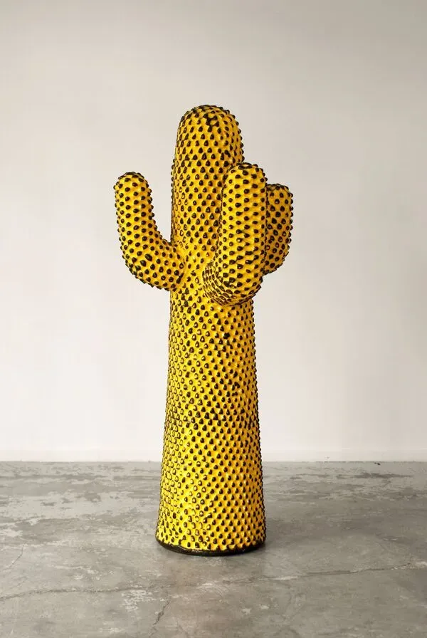 Illustration numéro 5 du produit Porte manteau sculpture Cactus de Drocco & Mello - Gufram