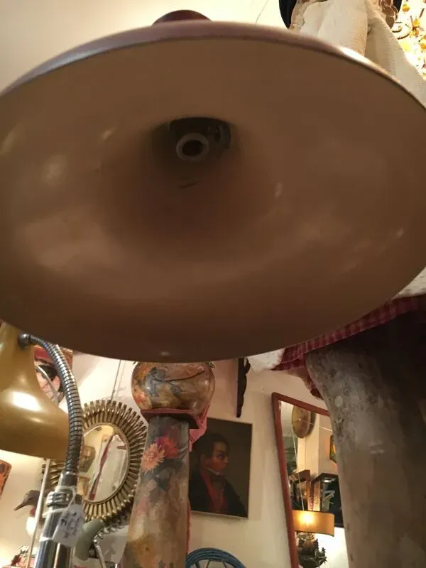 Illustration numéro 5 du produit Lampe de bureau années 50