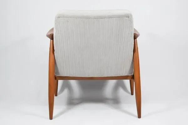 Illustration numéro 5 du produit Célèbre Fauteuil Vintage ''Kedzior'', entièrement restauré, Gris CORD