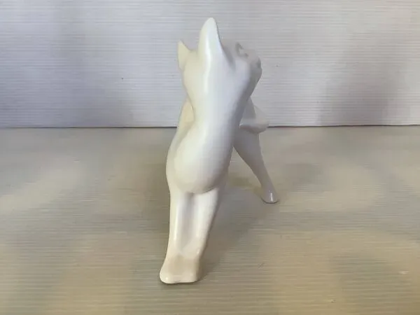 Illustration numéro 5 du produit Chat en céramique blanche