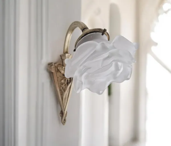 Illustration numéro 5 du produit Applique Art Nouveau bronze doré - Tulipe verre dépoli - Époque 1900