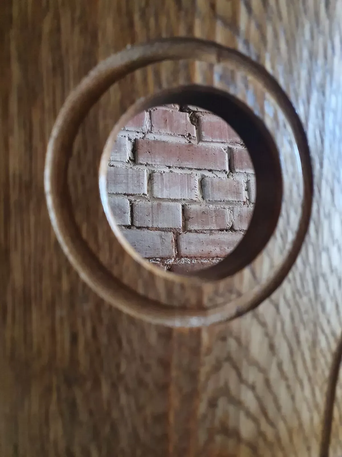 Illustration numéro 5 du produit set de deux chaises brutaliste