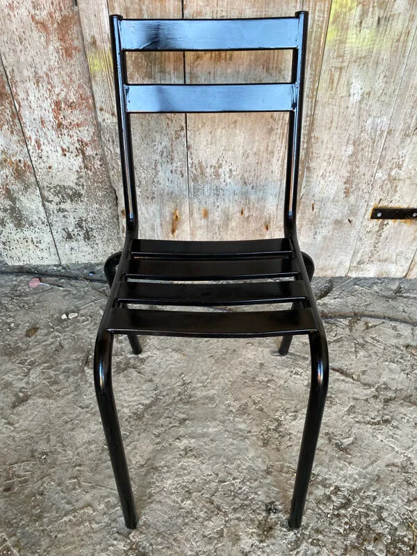 Illustration numéro 5 du produit Chaise industrielle bistrot style tolix métal noir vintage