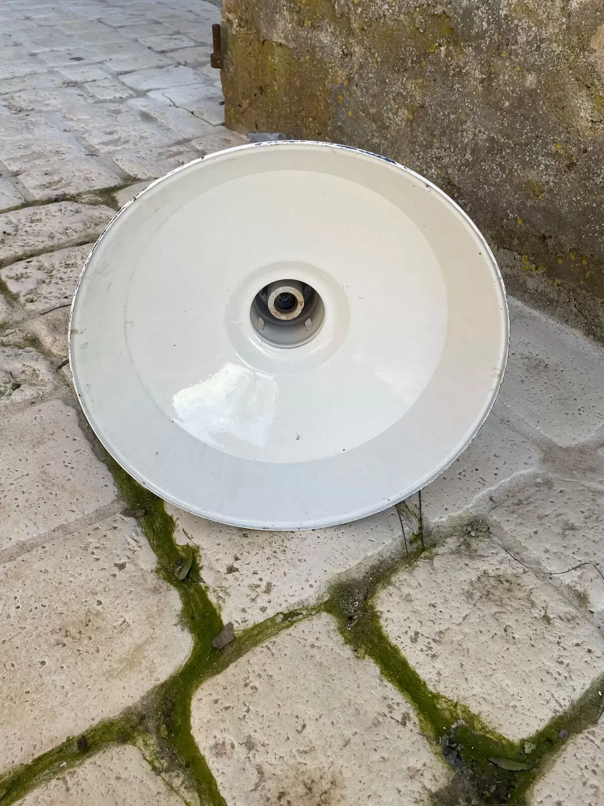 Illustration numéro 5 du produit Suspension tôle émaillée