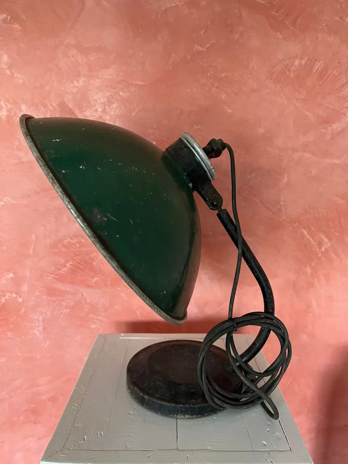 Illustration numéro 5 du produit Lampe industriel