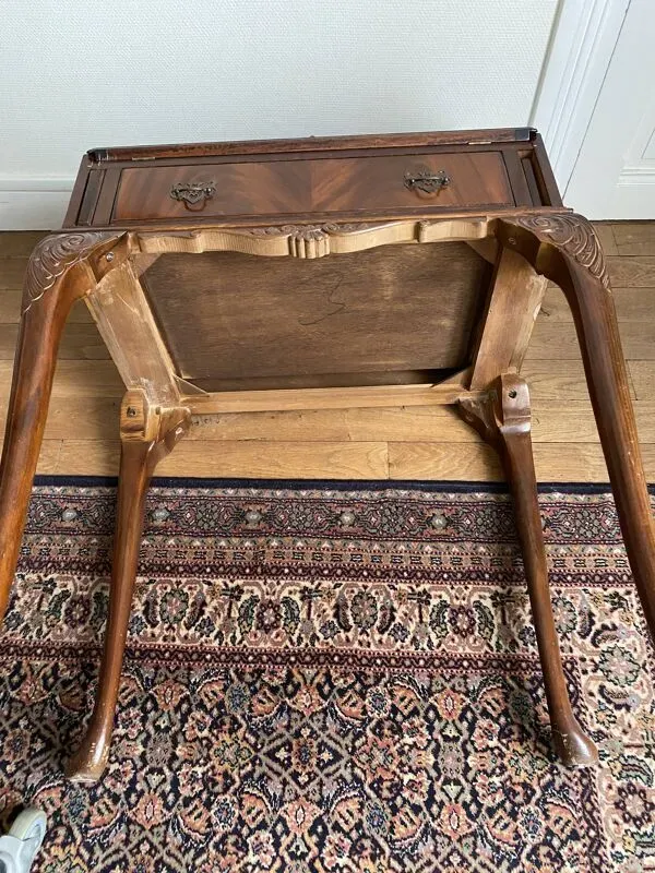 Illustration numéro 5 du produit Bureau de pente XXeme en acajou