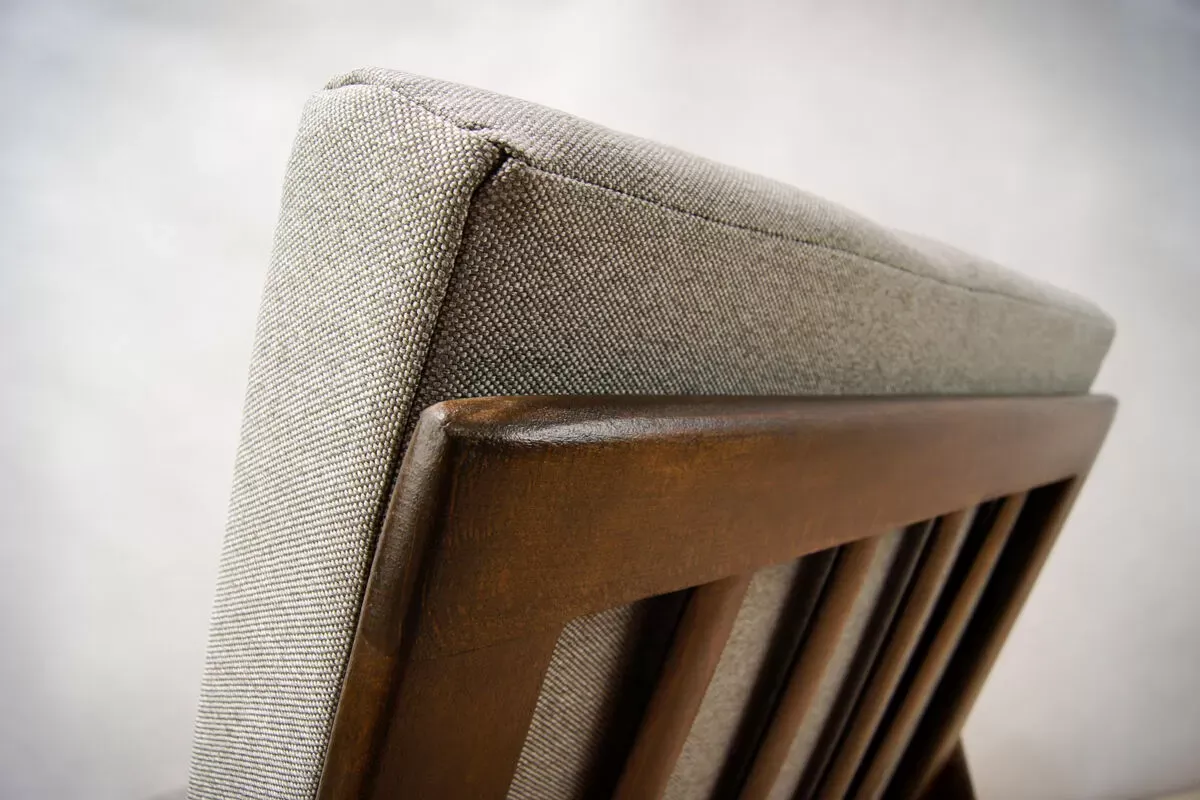 Illustration numéro 5 du produit 2 fauteuils de swarzędzka, années 1960, modèle 300-139