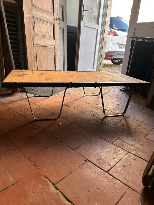 Illustration numéro 5 du produit Table basse type palette SNCF