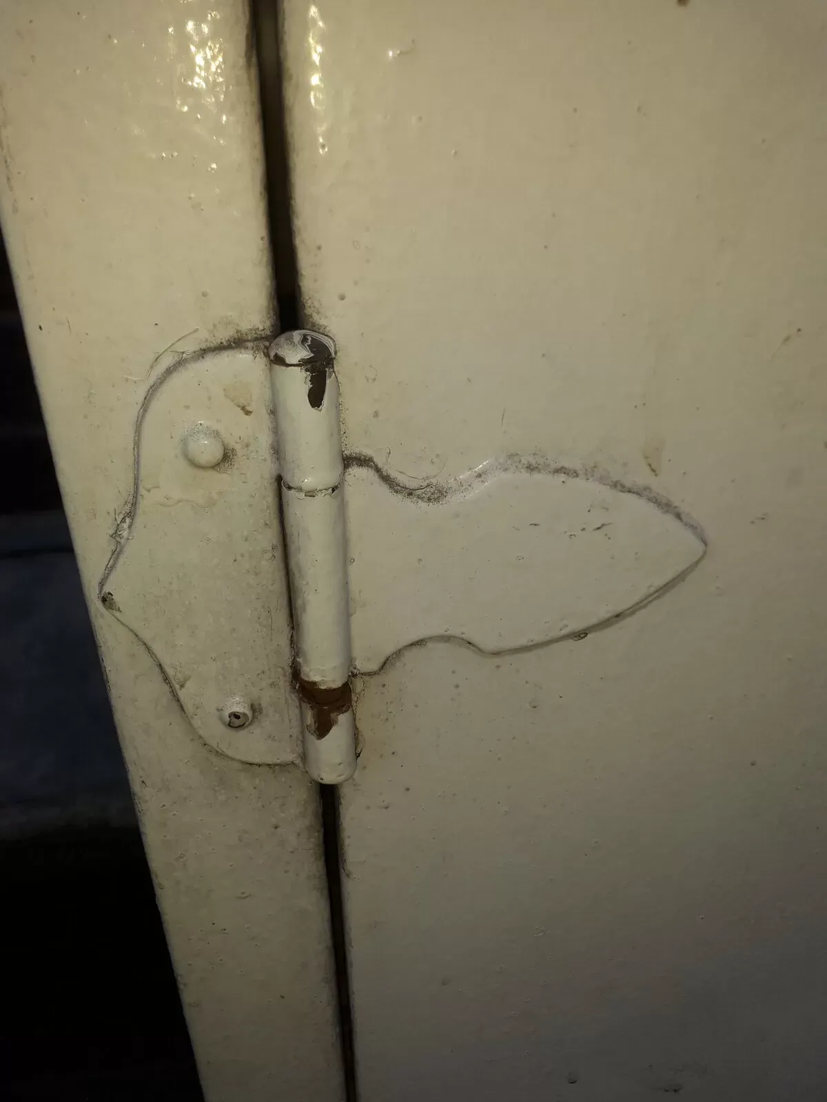 Illustration numéro 5 du produit Armoire métallique d'atelier