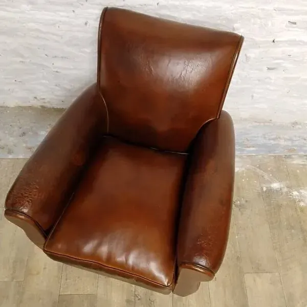 Illustration numéro 5 du produit Fauteuil club dossier droit