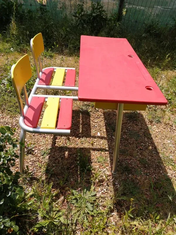 Illustration numéro 5 du produit Bureau écolier