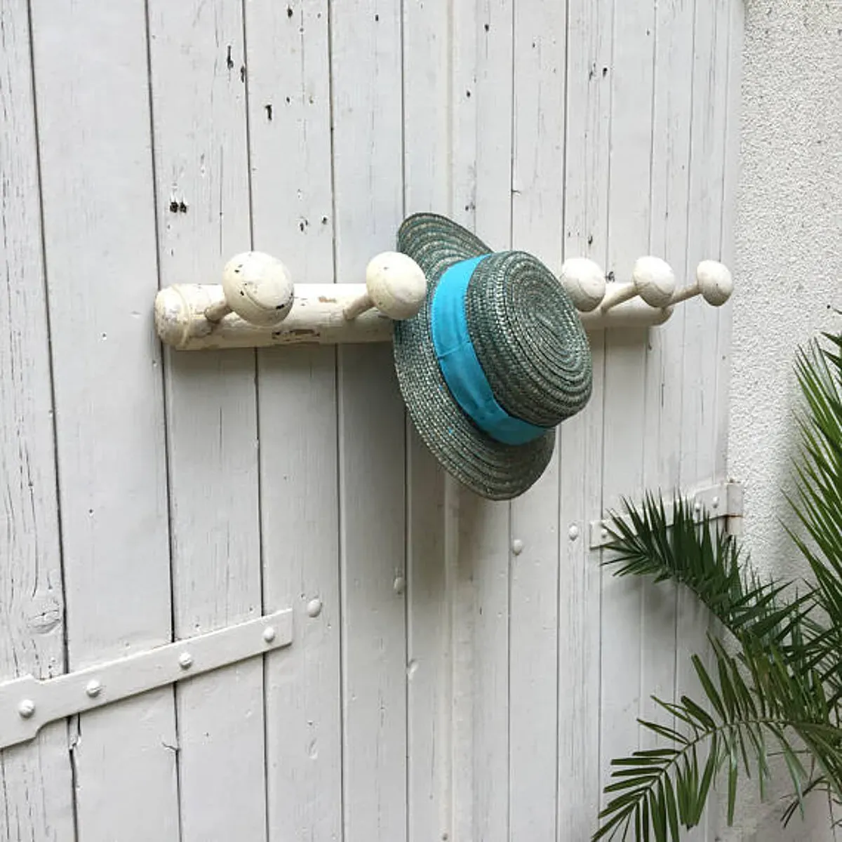 Illustration numéro 5 du produit Patère vintage jaune paille