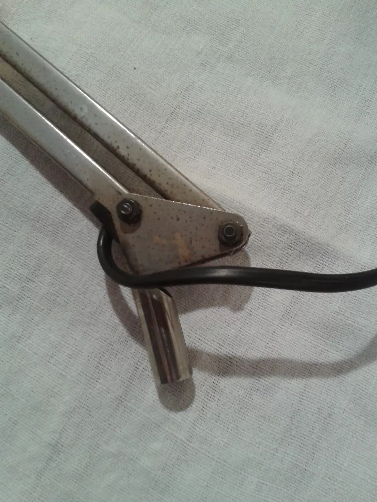 Illustration numéro 5 du produit Lampe industrielle atelier