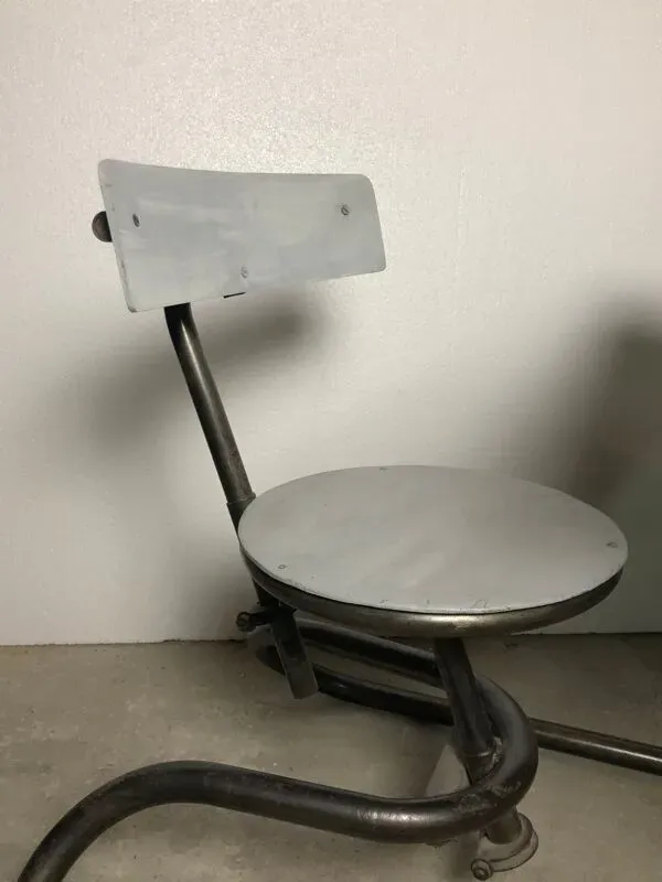 Illustration numéro 5 du produit Bureau d'écolier '' Vintage Américain '' 60'S