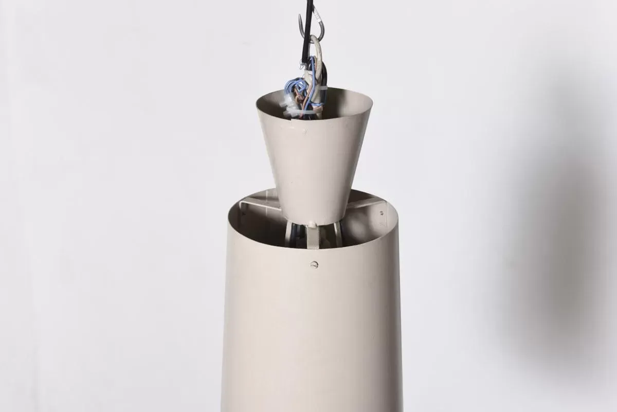 Illustration numéro 5 du produit Modernist industrial ceiling Philips 1959