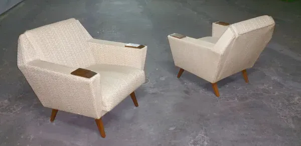 Illustration numéro 5 du produit 1/2 fauteuil  CLub scandinave esign Architectural  années 50 60 Danois